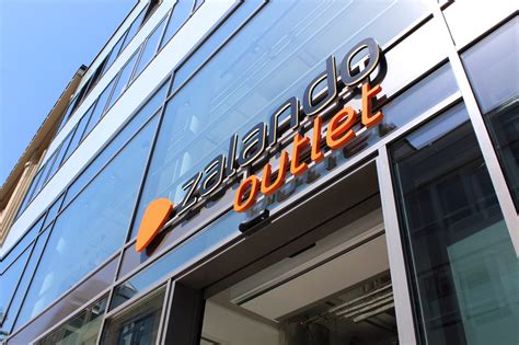 Zalando eröffnet in Düsseldorf sein bisher größtes Outlet.